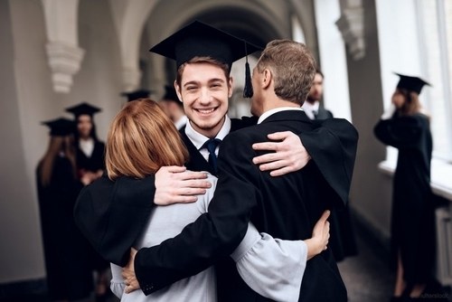 Graduating Student with Parents